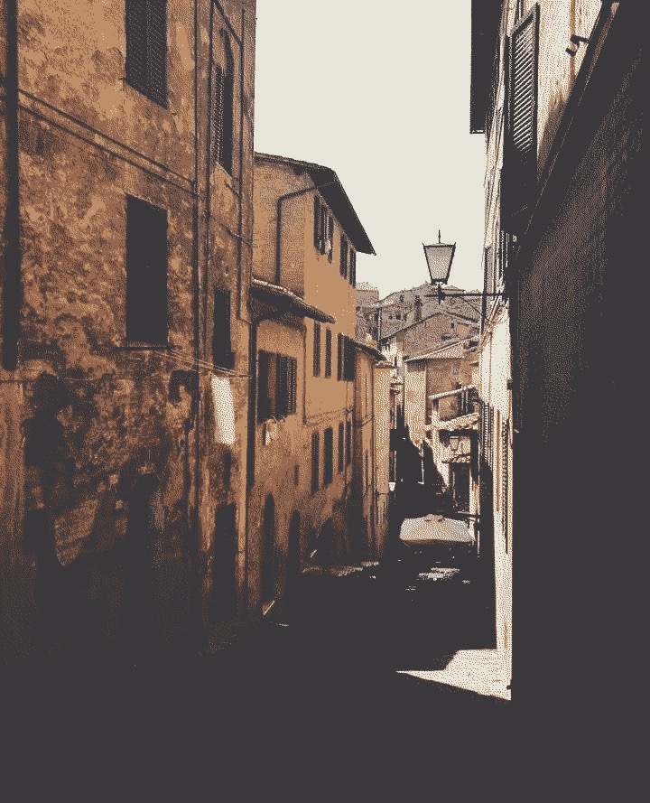 A street in Siena.